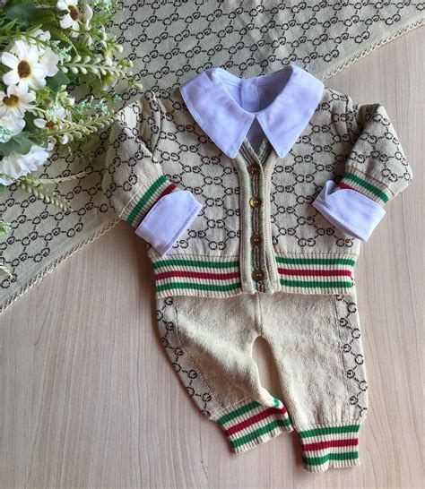 saida maternidade gucci|safine baby.